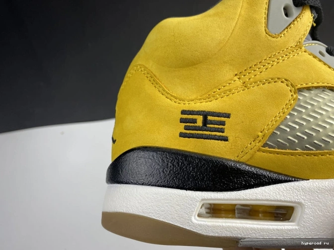 5 Retro Jordan Air T23 Tokyo 454783-701 0611